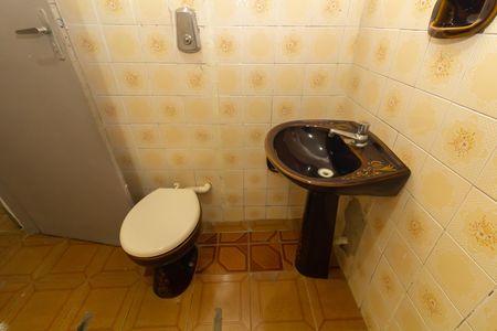 Casa para alugar com 240m², 3 quartos e 6 vagas Casa para alugar com 240m², 3 quartos e 6 vagasBanheiro