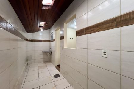 Casa para alugar com 120m², 2 quartos e 1 vaga