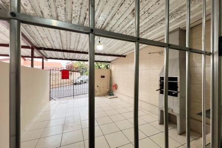 Casa para alugar com 120m², 2 quartos e 1 vaga