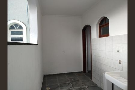 Casa para alugar com 170m², 3 quartos e 1 vaga Casa para alugar com 170m², 3 quartos e 1 vagaÁrea de Serviço
