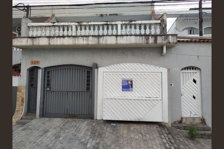 Casa para alugar com 170m², 3 quartos e 1 vaga Casa para alugar com 170m², 3 quartos e 1 vagaFachada - Placa cód:1ASP2137-11-22 em 12/06/26