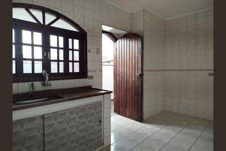 Casa para alugar com 170m², 3 quartos e 1 vaga Casa para alugar com 170m², 3 quartos e 1 vagaCozinha