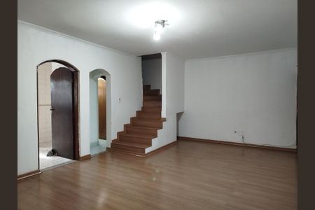 Casa para alugar com 170m², 3 quartos e 1 vaga Casa para alugar com 170m², 3 quartos e 1 vagaSala