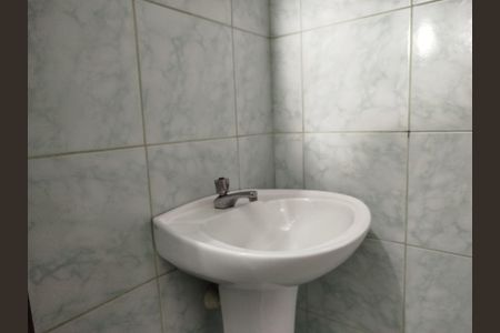 Casa para alugar com 170m², 3 quartos e 1 vaga Casa para alugar com 170m², 3 quartos e 1 vagaBanheiro 3 - Lavabo