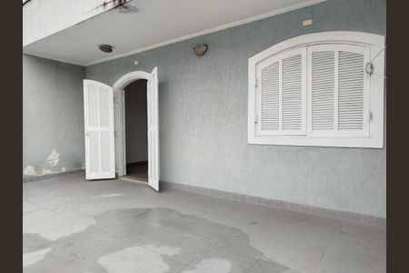 Casa para alugar com 170m², 3 quartos e 1 vaga Casa para alugar com 170m², 3 quartos e 1 vagaVaranda da suíte