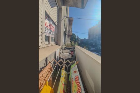 Apartamento à venda com 61m², 2 quartos e sem vaga Apartamento à venda com 61m², 2 quartos e sem vagaVaranda