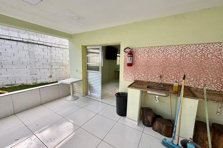 Apartamento à venda com 49m², 2 quartos e 1 vagaSalão de festas 