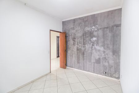 Quarto 1 de casa para alugar com 2 quartos, 70m² em Conj. Hab. Pres. Castelo Branco, Carapicuíba