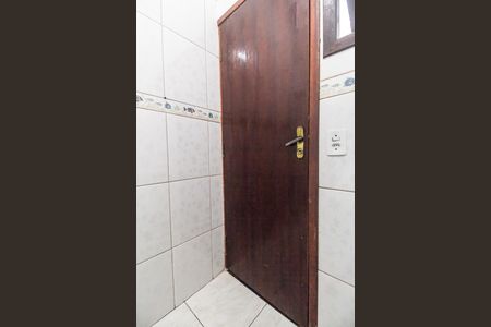 Casa para alugar com 70m², 2 quartos e 1 vaga Casa para alugar com 70m², 2 quartos e 1 vagaBanheiro
