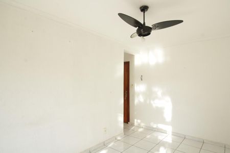 Apartamento para alugar com 50m², 2 quartos e 1 vaga Apartamento para alugar com 50m², 2 quartos e 1 vagaSala