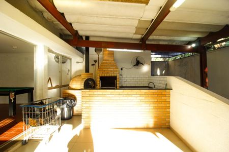 Apartamento para alugar com 50m², 2 quartos e 1 vaga Apartamento para alugar com 50m², 2 quartos e 1 vagaÁrea comum - Churrasqueira