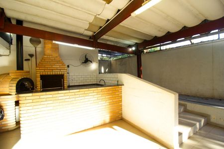 Apartamento para alugar com 50m², 2 quartos e 1 vaga Apartamento para alugar com 50m², 2 quartos e 1 vagaÁrea comum - Churrasqueira