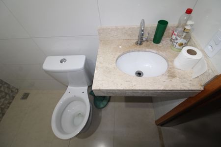 Apartamento à venda com 45m², 2 quartos e sem vagaBanheiro