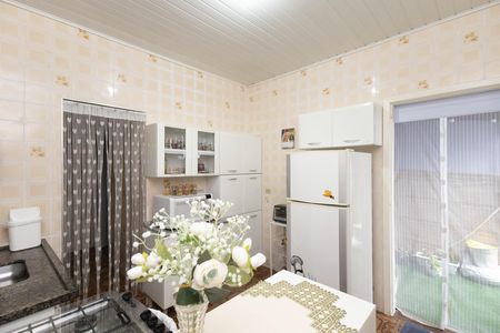Casa à venda com 195m², 2 quartos e 1 vaga Casa à venda com 195m², 2 quartos e 1 vagaCozinha