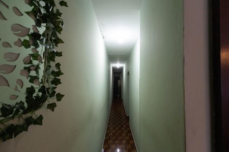 Casa à venda com 195m², 2 quartos e 1 vaga Casa à venda com 195m², 2 quartos e 1 vagaCorredor