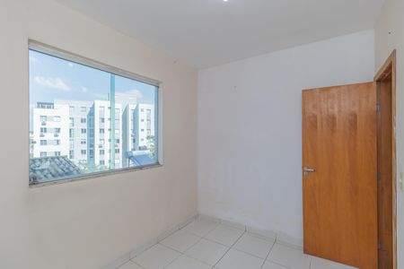 Apartamento à venda com 2 quartos, 72m² em Cabral, Contagem