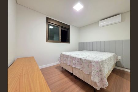 Apartamento à venda com 64m², 2 quartos e 2 vagas Apartamento à venda com 64m², 2 quartos e 2 vagasQuarto Suíte