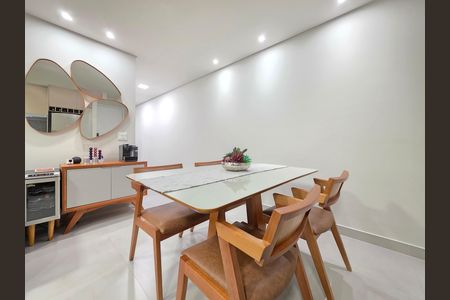 Apartamento à venda com 64m², 2 quartos e 2 vagas Apartamento à venda com 64m², 2 quartos e 2 vagasSala