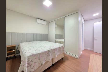 Apartamento à venda com 64m², 2 quartos e 2 vagas Apartamento à venda com 64m², 2 quartos e 2 vagasQuarto Suíte