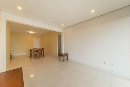 Apartamento para alugar com 96m², 2 quartos e 2 vagas Apartamento para alugar com 96m², 2 quartos e 2 vagasSala