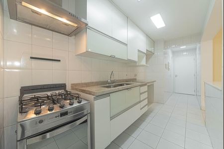 Apartamento para alugar com 96m², 2 quartos e 2 vagas Apartamento para alugar com 96m², 2 quartos e 2 vagasCozinha