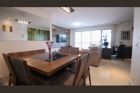 Apartamento à venda com 96m², 2 quartos e 2 vagas Apartamento à venda com 96m², 2 quartos e 2 vagasSala