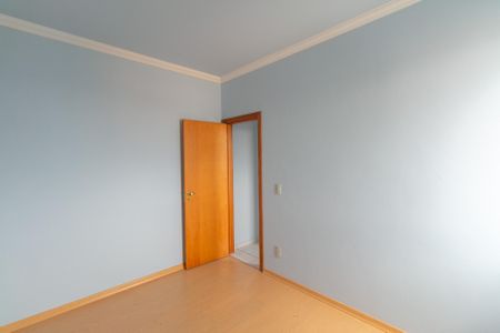 Apartamento à venda com 3 quartos, 197m² em Heliópolis, Belo Horizonte
