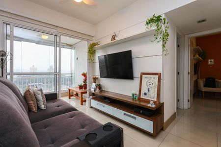 Sala de apartamento à venda com 2 quartos, 64m² em Vila Suzana, São Paulo