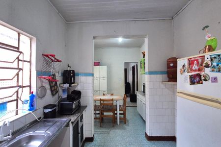 Casa à venda com 295m², 3 quartos e 3 vagasCozinha 