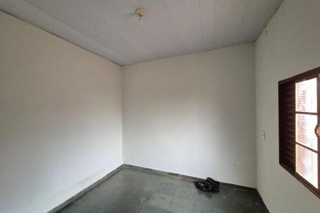 Casa à venda com 295m², 3 quartos e 3 vagasQuarto 