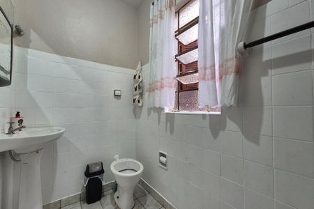 Casa à venda com 295m², 3 quartos e 3 vagasBanheiro