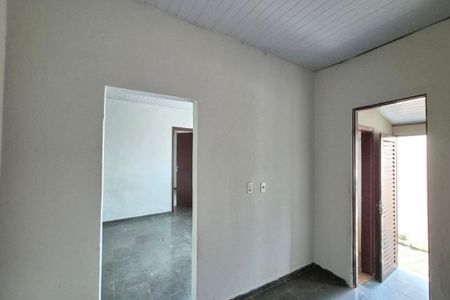 Casa à venda com 295m², 3 quartos e 3 vagasCozinha 