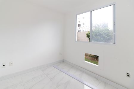Quarto 2 de apartamento à venda com 2 quartos, 40m² em Padre Miguel, Rio de Janeiro