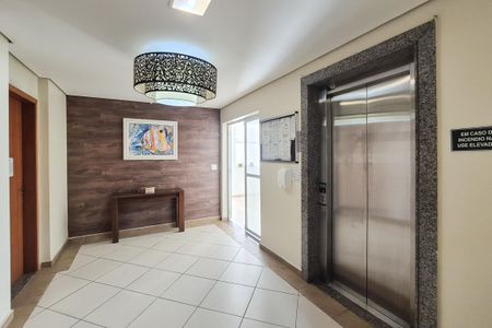 Apartamento para alugar com 59m², 3 quartos e 1 vagaÁrea comum