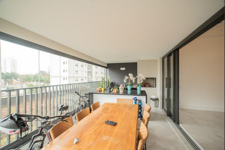 Apartamento para alugar com 231m², 4 quartos e 3 vagas Apartamento para alugar com 231m², 4 quartos e 3 vagasVaranda gourmet