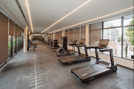 Apartamento para alugar com 231m², 4 quartos e 3 vagas Apartamento para alugar com 231m², 4 quartos e 3 vagasÁrea comum - Academia