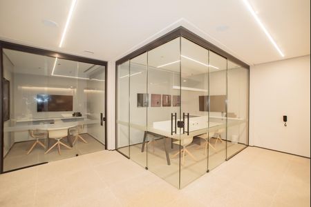 Apartamento para alugar com 231m², 4 quartos e 3 vagas Apartamento para alugar com 231m², 4 quartos e 3 vagasÁrea comum - Coworking