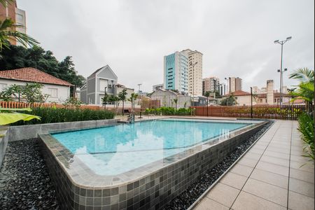 Apartamento para alugar com 231m², 4 quartos e 3 vagas Apartamento para alugar com 231m², 4 quartos e 3 vagasÁrea comum - Piscina