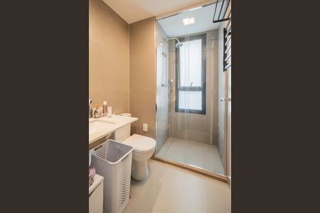 Apartamento para alugar com 231m², 4 quartos e 3 vagas Apartamento para alugar com 231m², 4 quartos e 3 vagasBanheiro da Suíte 1