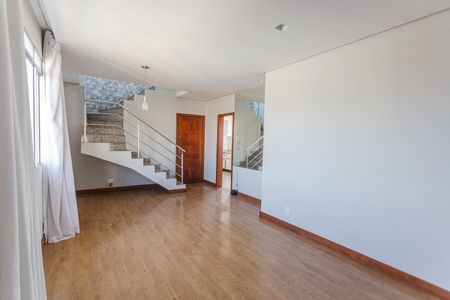 Sala 1 de apartamento à venda com 3 quartos, 186m² em Sagrada Família, Belo Horizonte