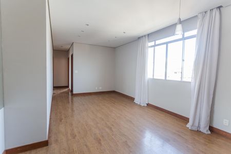 Sala 1 de apartamento à venda com 3 quartos, 186m² em Sagrada Família, Belo Horizonte