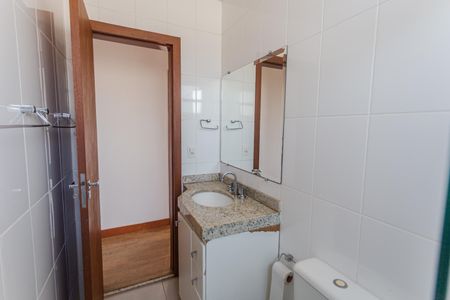 Apartamento à venda com 186m², 3 quartos e 3 vagasBanheiro Social