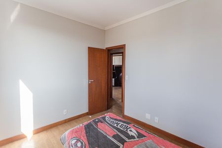 Apartamento à venda com 186m², 3 quartos e 3 vagasQuarto 3