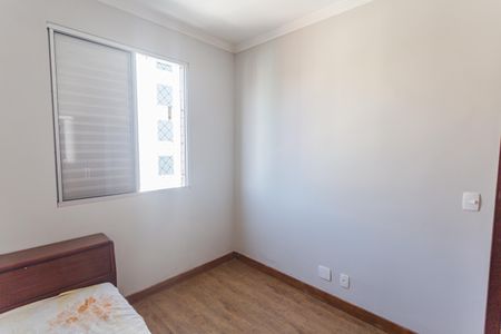 Apartamento à venda com 186m², 3 quartos e 3 vagasQuarto 2