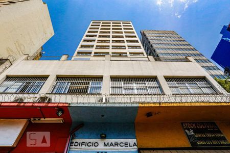 Apartamento para alugar com 57m², 1 quarto e sem vaga Apartamento para alugar com 57m², 1 quarto e sem vagaFachada