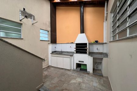 Casa para alugar com 63m², 1 quarto e sem vaga