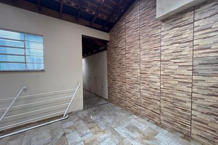 Casa para alugar com 63m², 1 quarto e sem vaga