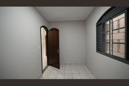 Casa para alugar com 200m², 3 quartos e 1 vagaQuarto 1