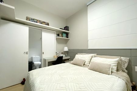 Apartamento à venda com 74m², 2 quartos e 2 vagas Apartamento à venda com 74m², 2 quartos e 2 vagasSuite 1