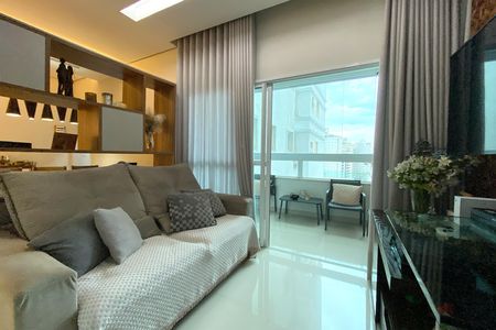Apartamento à venda com 74m², 2 quartos e 2 vagas Apartamento à venda com 74m², 2 quartos e 2 vagasSala
